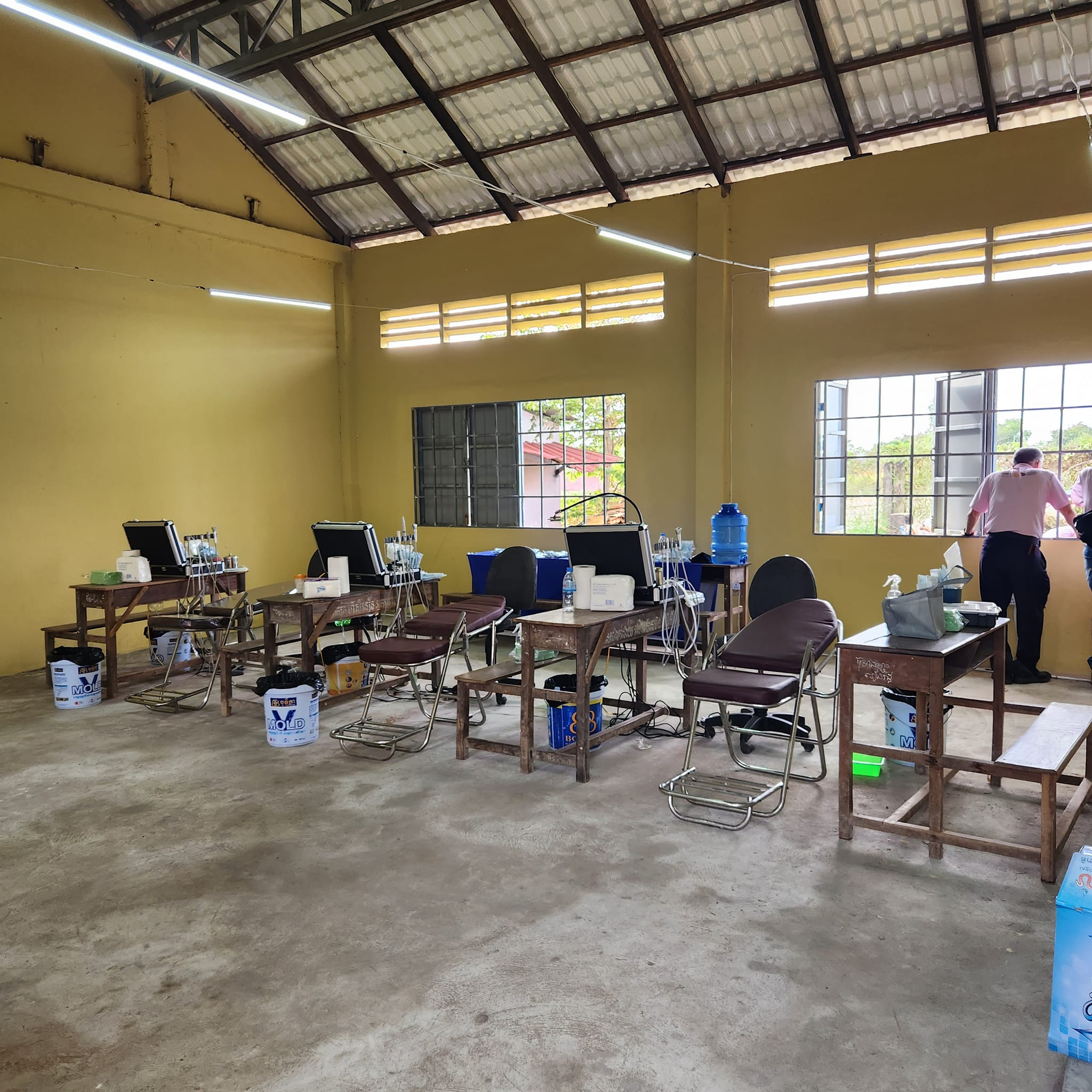 柬埔寨 Day5 送書包